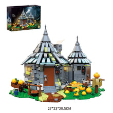 Sci-Fi Double Pointed Tower Mage Cottage Building Block