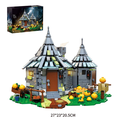 Sci-Fi Double Pointed Tower Mage Cottage Building Block