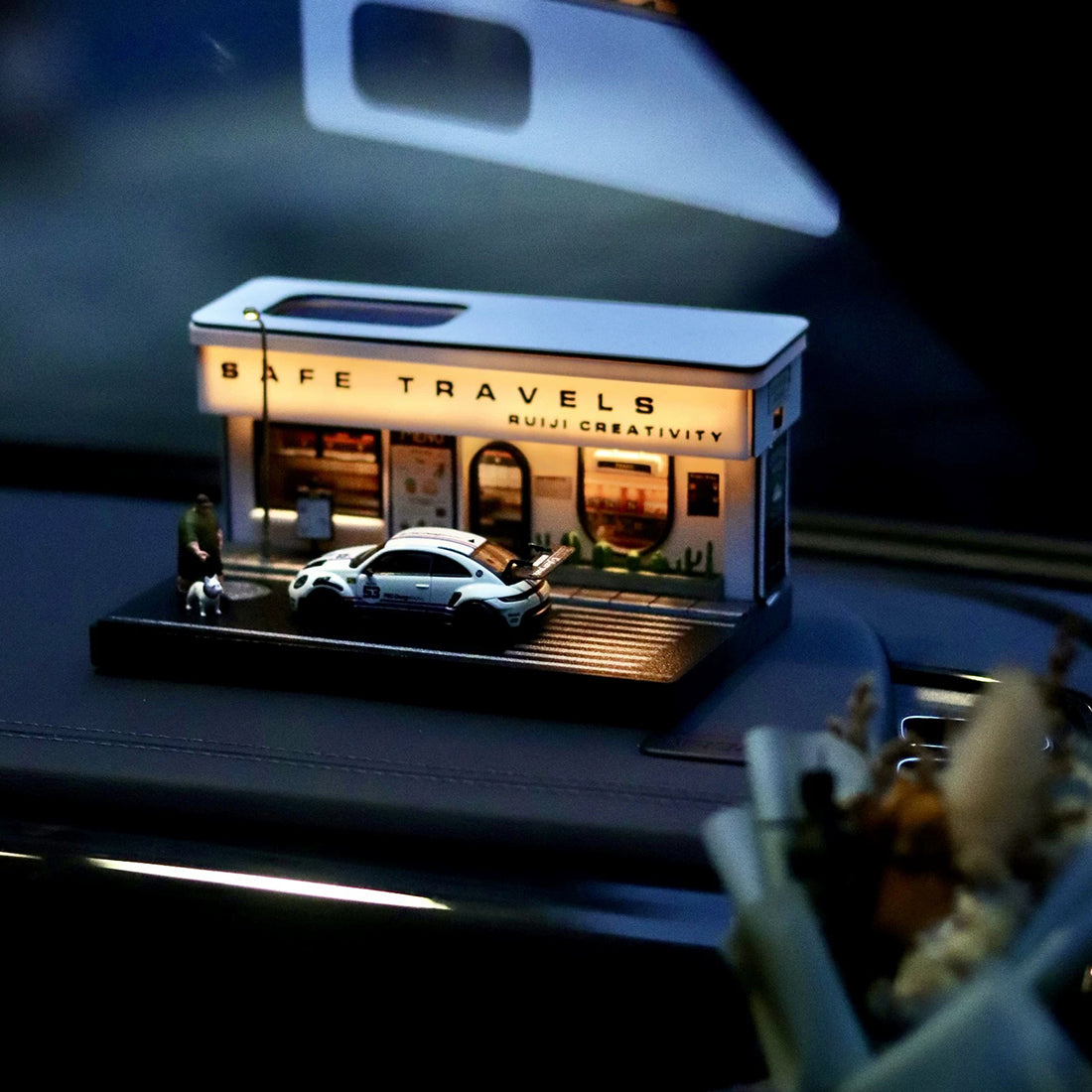 1/64 Scale Miniature Coffee Shop Diorama with Solar LED Lighting