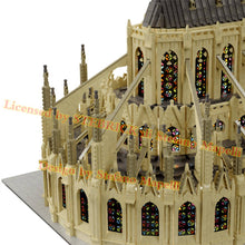 MOC-43974 Notre Dame de Paris Modular Building Block Small Particle Model (63181Pcs)