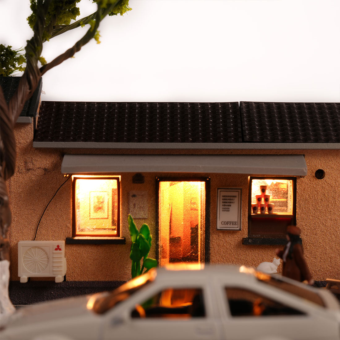 1/64 scale nanjing corner coffee shop diorama building scene model with led street lamps