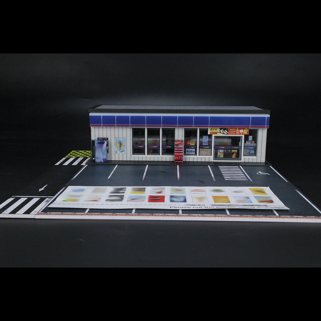 1/64 Scale Lawson Convenience Store Diorama Building Scene Model with Parking Area
