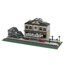 moc-262134 central train station building Block set