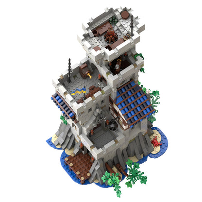 moc-269330-black-falcons-outpost-castle